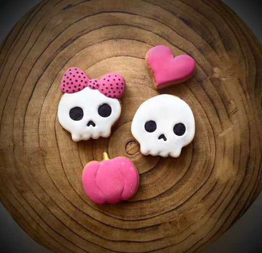 Vykrajovátko Pár lebek