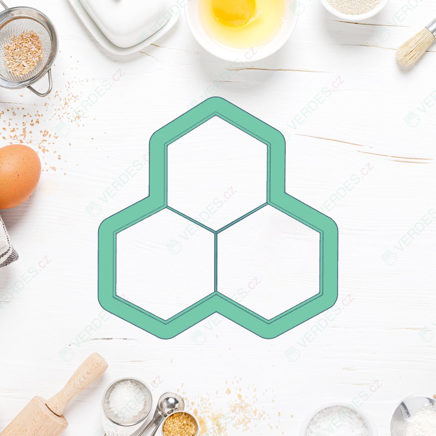 Honeycomb cutter