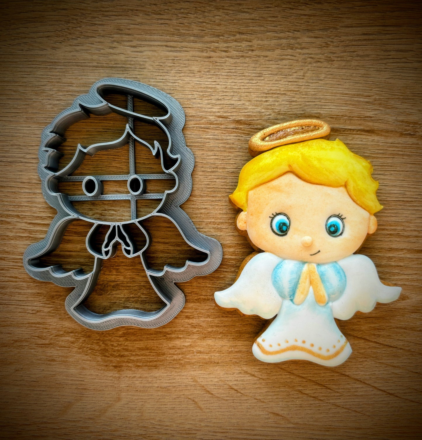 Angel 2 cookie cutter