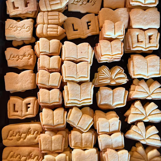 Vykrajovátko Kniha - otevřená