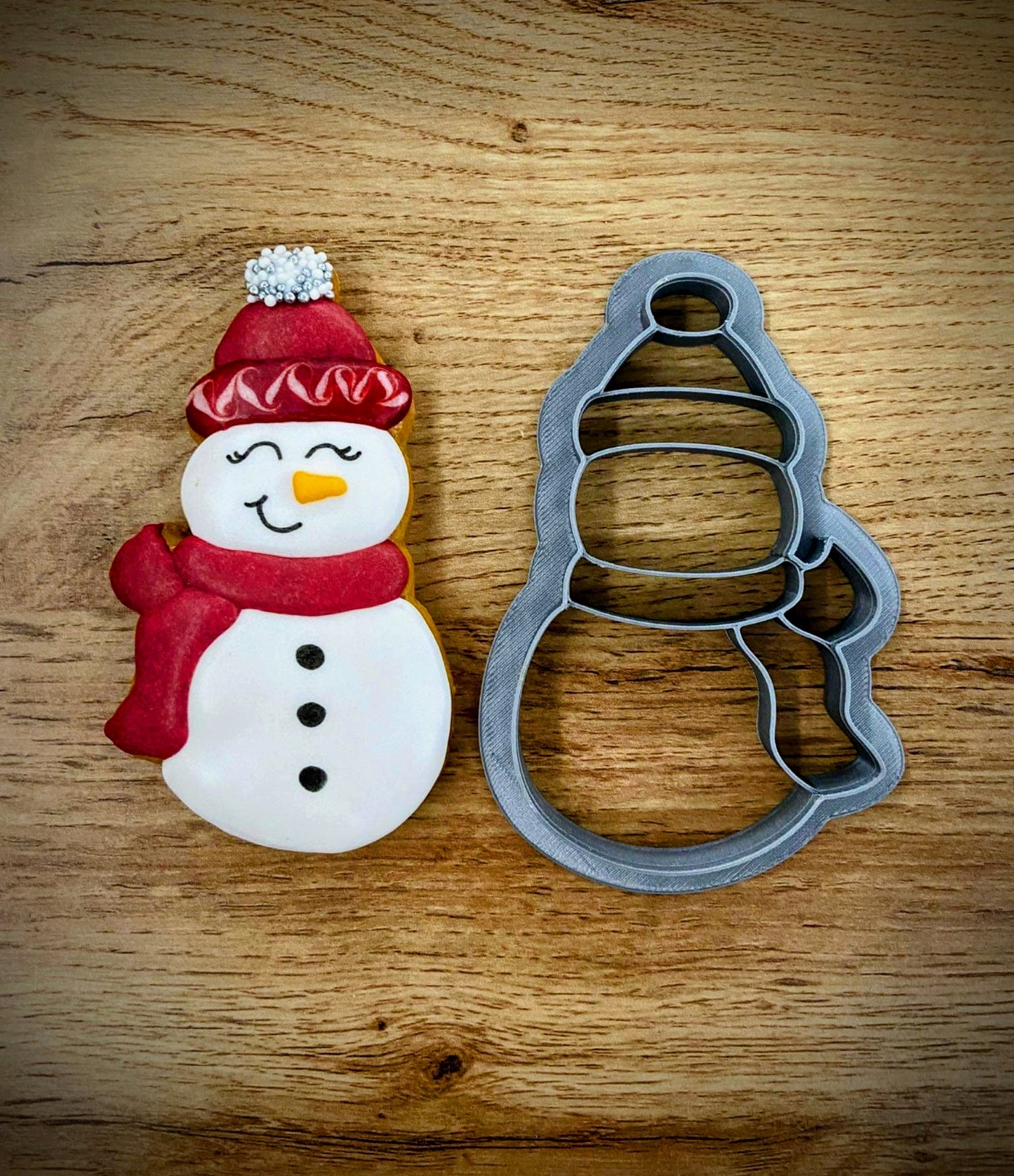 Snowman cookie cutter 1