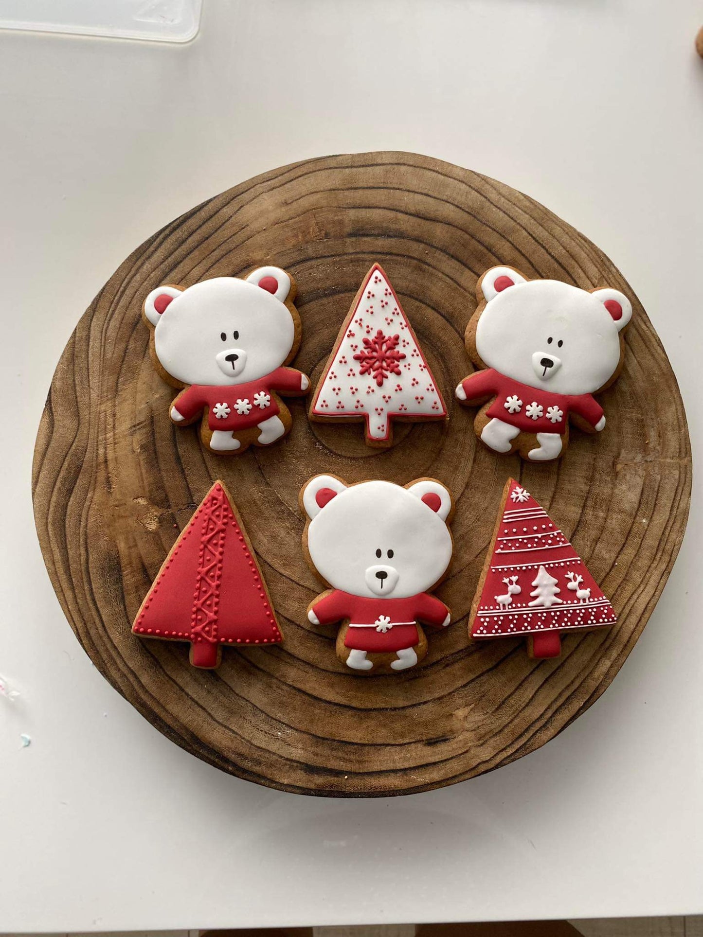 Cookie cutter Teddy bear outline