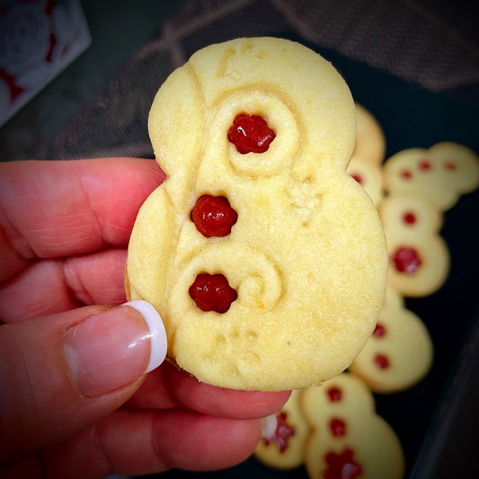 Vykrajovátko na linecké cukroví - Osma MDŽ - Květinové ornamenty