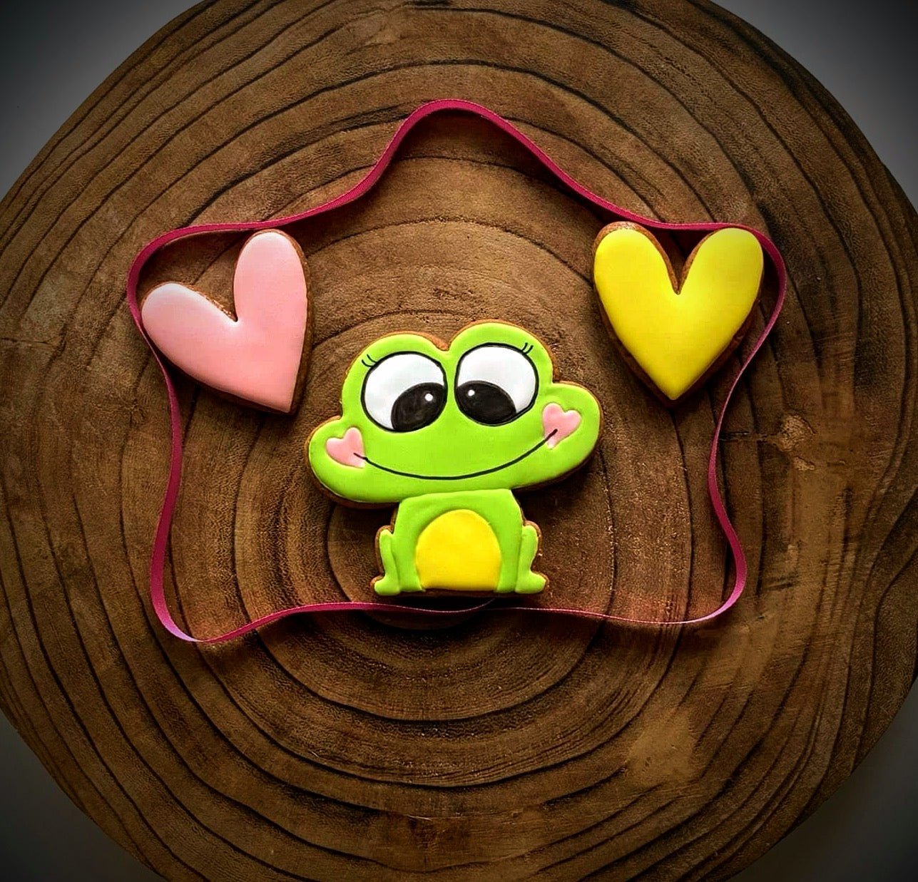 Cookie cutter Frog