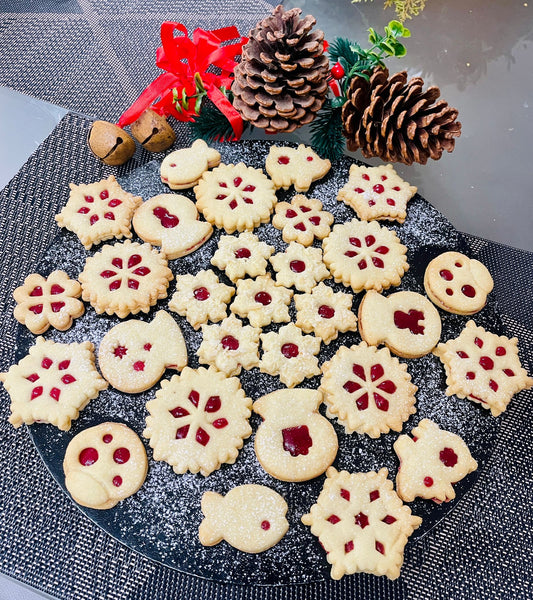 Sada vykrajovátek na linecké cukroví - Vánoční ozdoby