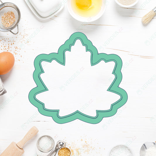 Maple leaf cutter 2