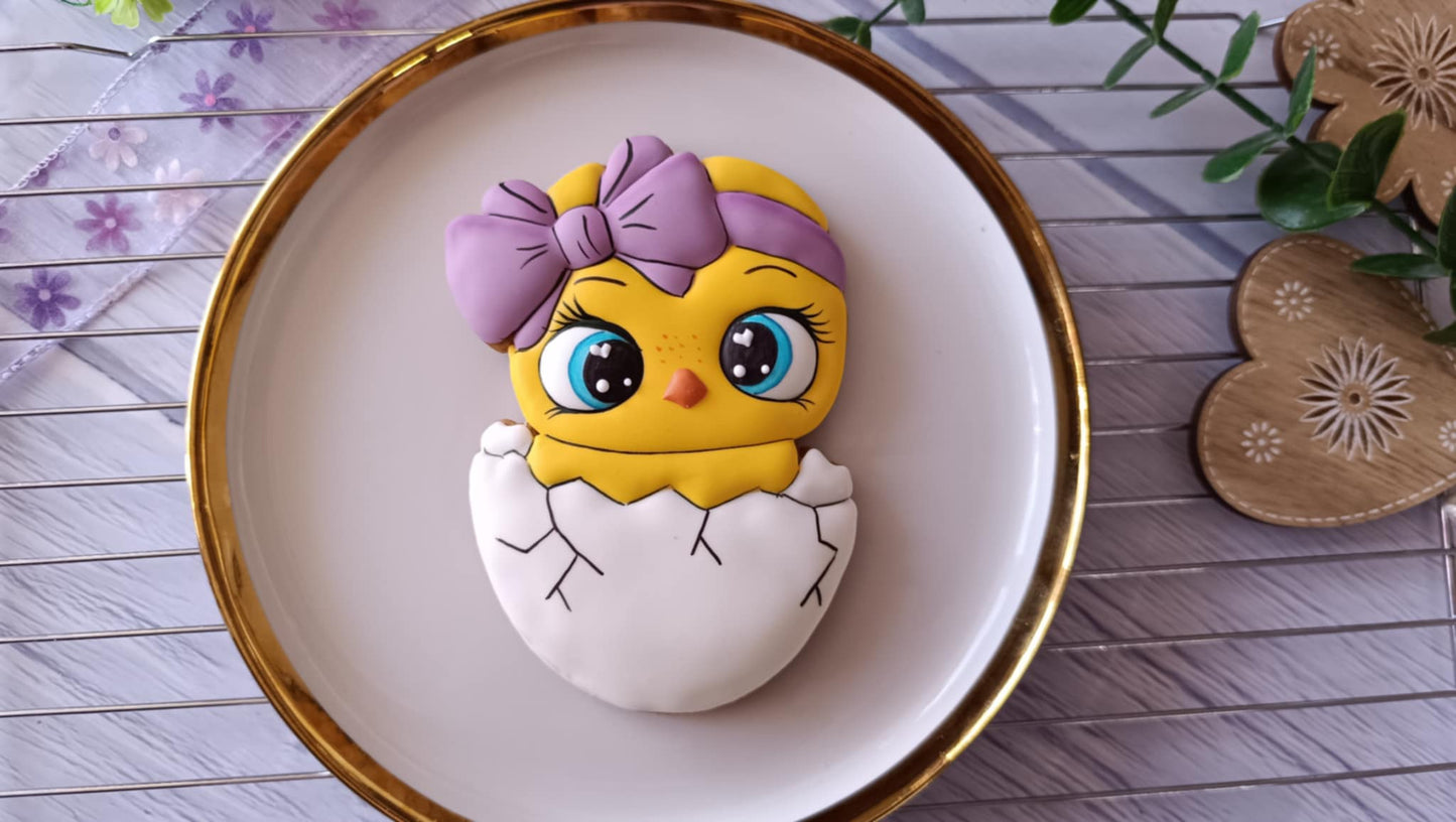 Cookie cutter Chick - a little girl in a shell