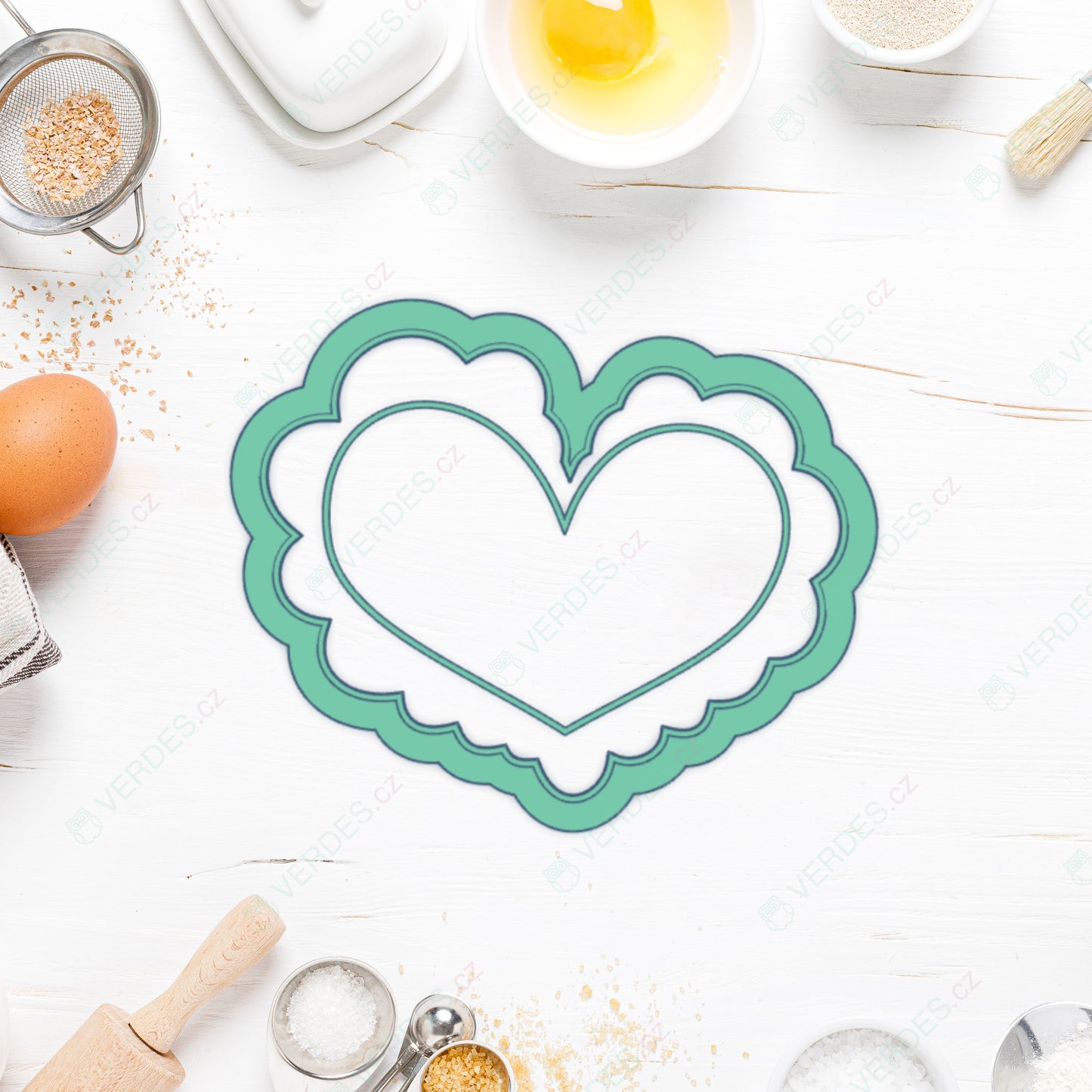 Heart with lace cutter