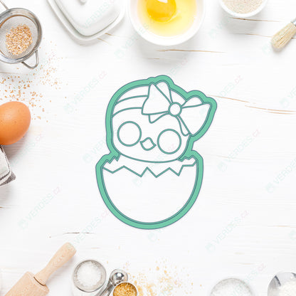 Cookie cutter Chick - a little girl in a shell