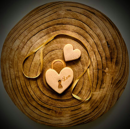 Heart-on-a-lock cutter