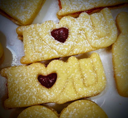 Linzer cookie cutter - I love you